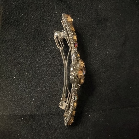 Vintage Crystal hair clip by Jessica McClintock worn one time - Picture 3 of 4